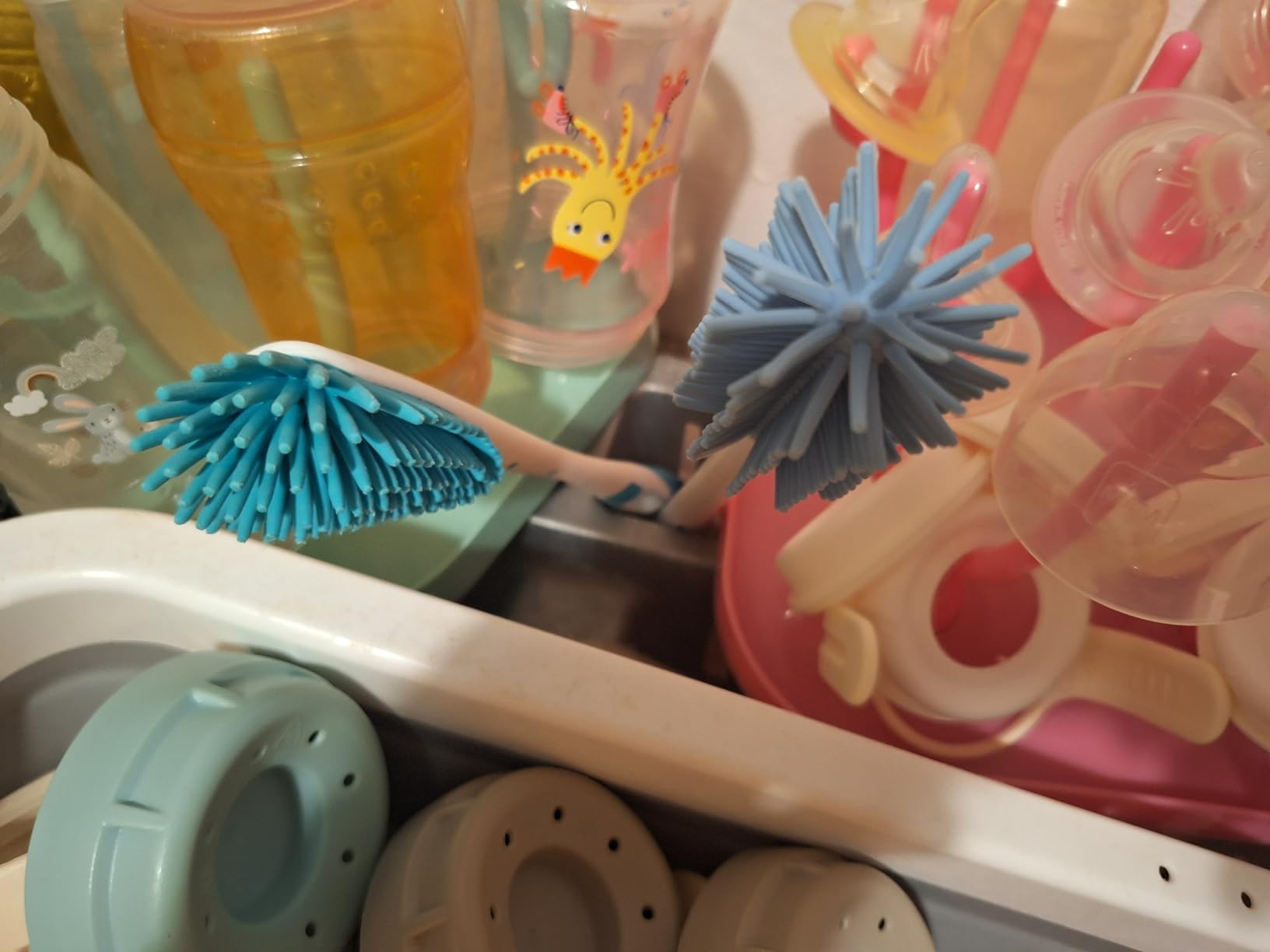 Endlich eine Bürste, die in jede Flasche passt